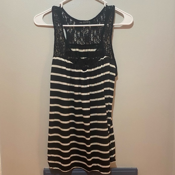 Black and White Striped Tank Top - Picture 1 of 3